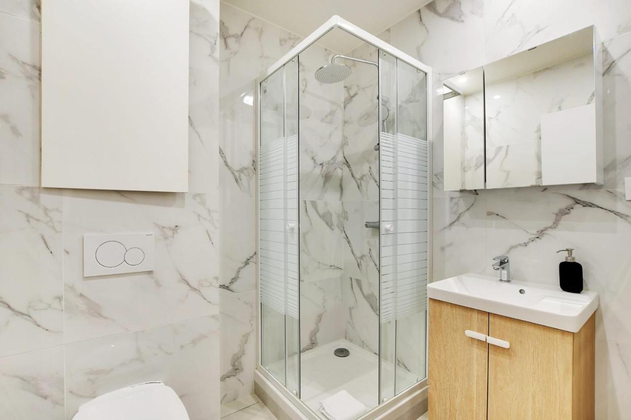 Freshly Renovated Apartment In The Heart Of Paris Exteriör bild